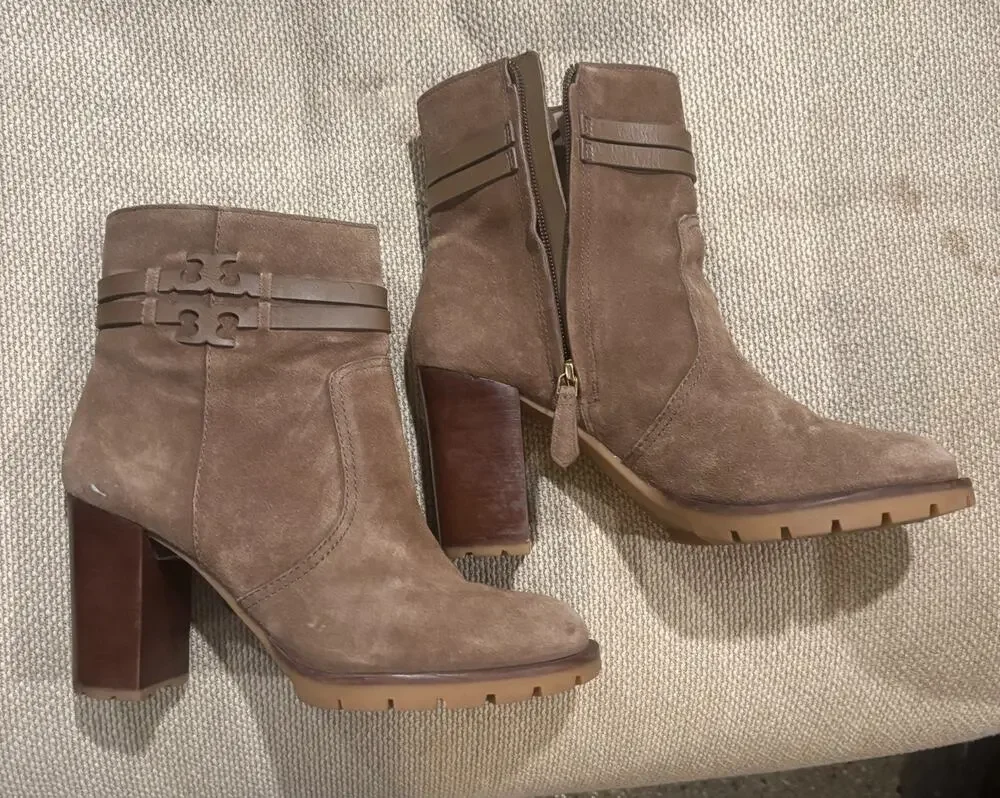 Tory Burch Suede Turnlock Ankle Boots Booties Tan Camel Double T Logo Sz 8.5